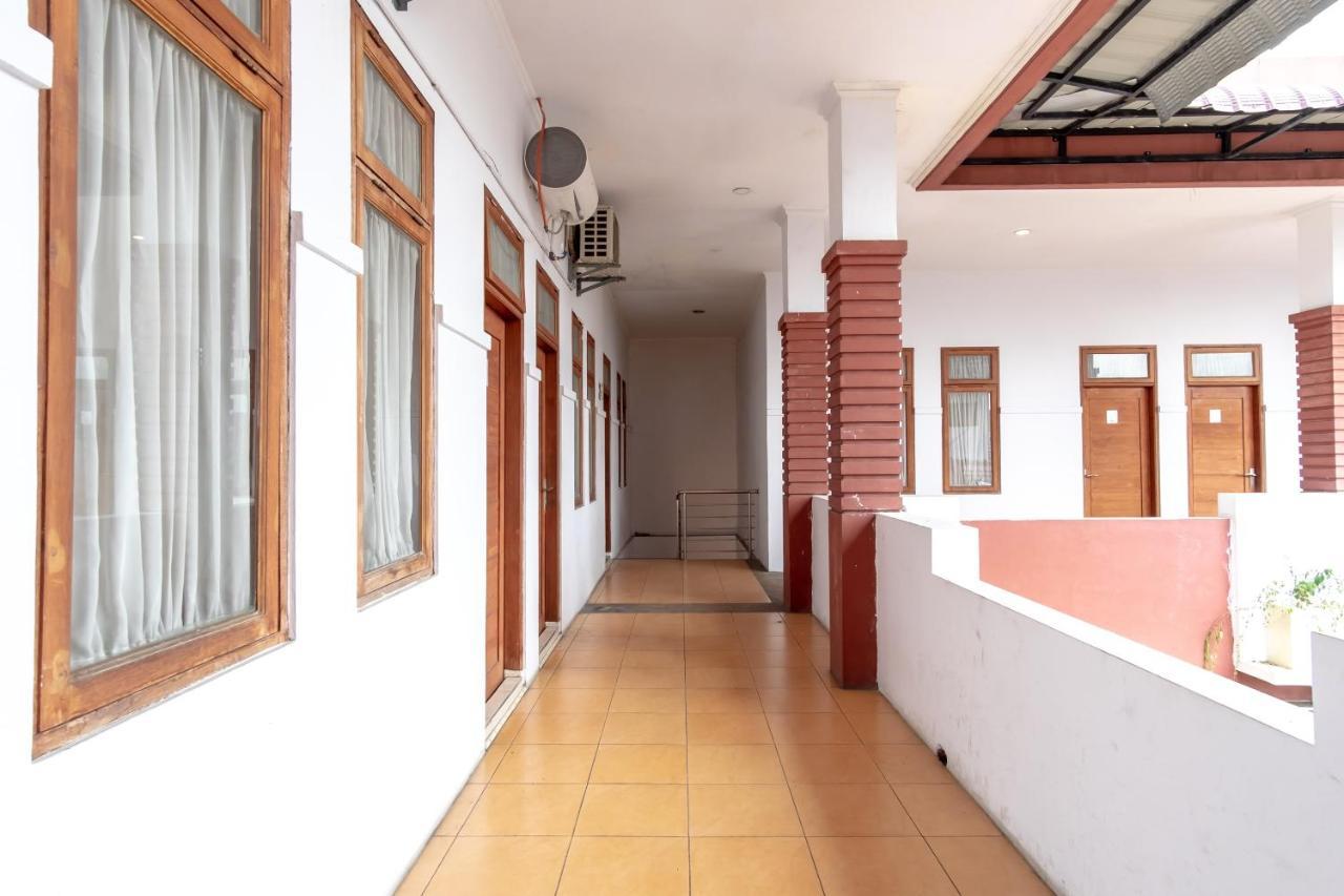 Oyo 2777 Sleepover Sei Serayu Medan Buitenkant foto